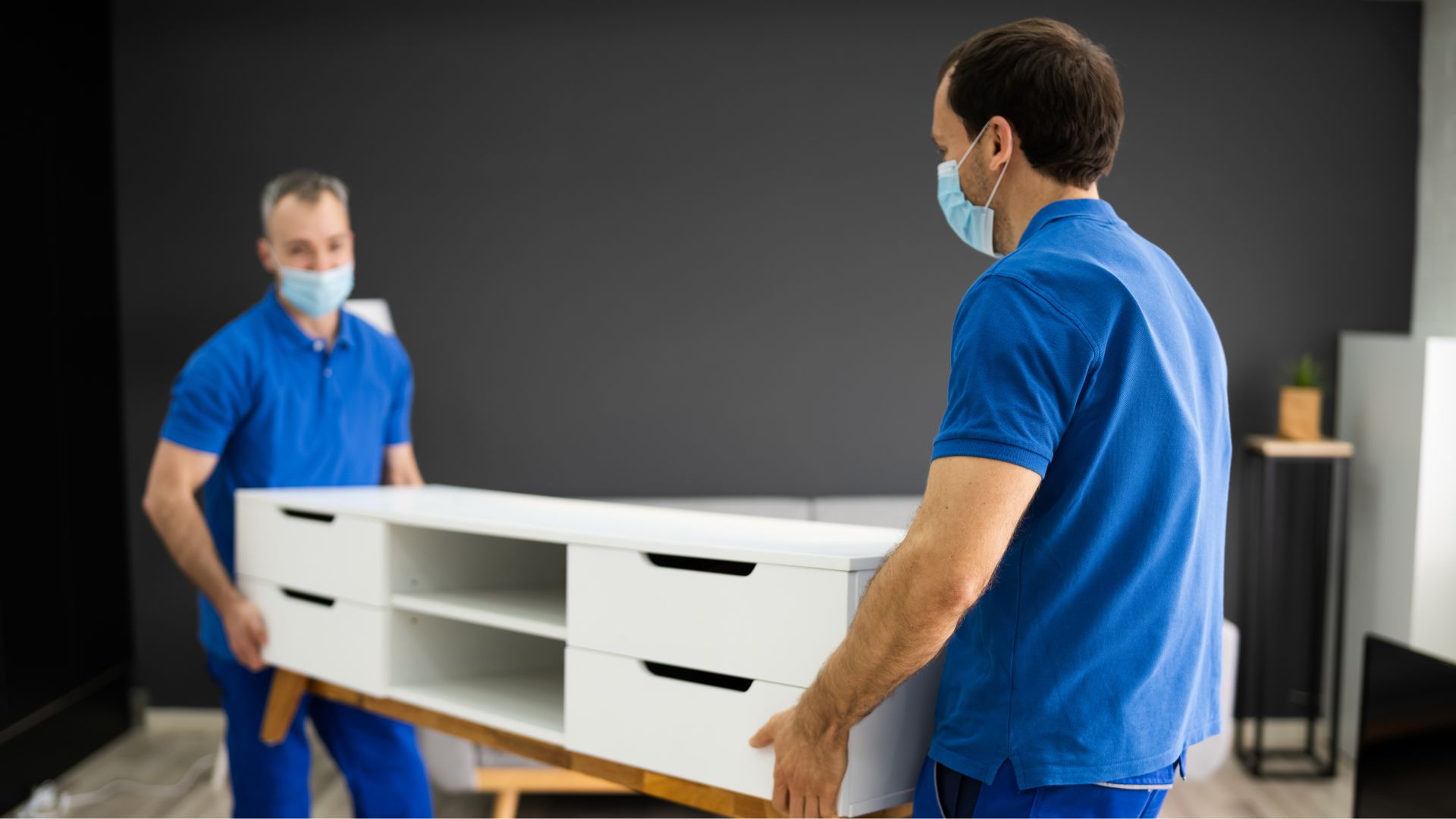 Jersey City Movers Talk Basement Flats: The Moving Struggles No One Will Warn You