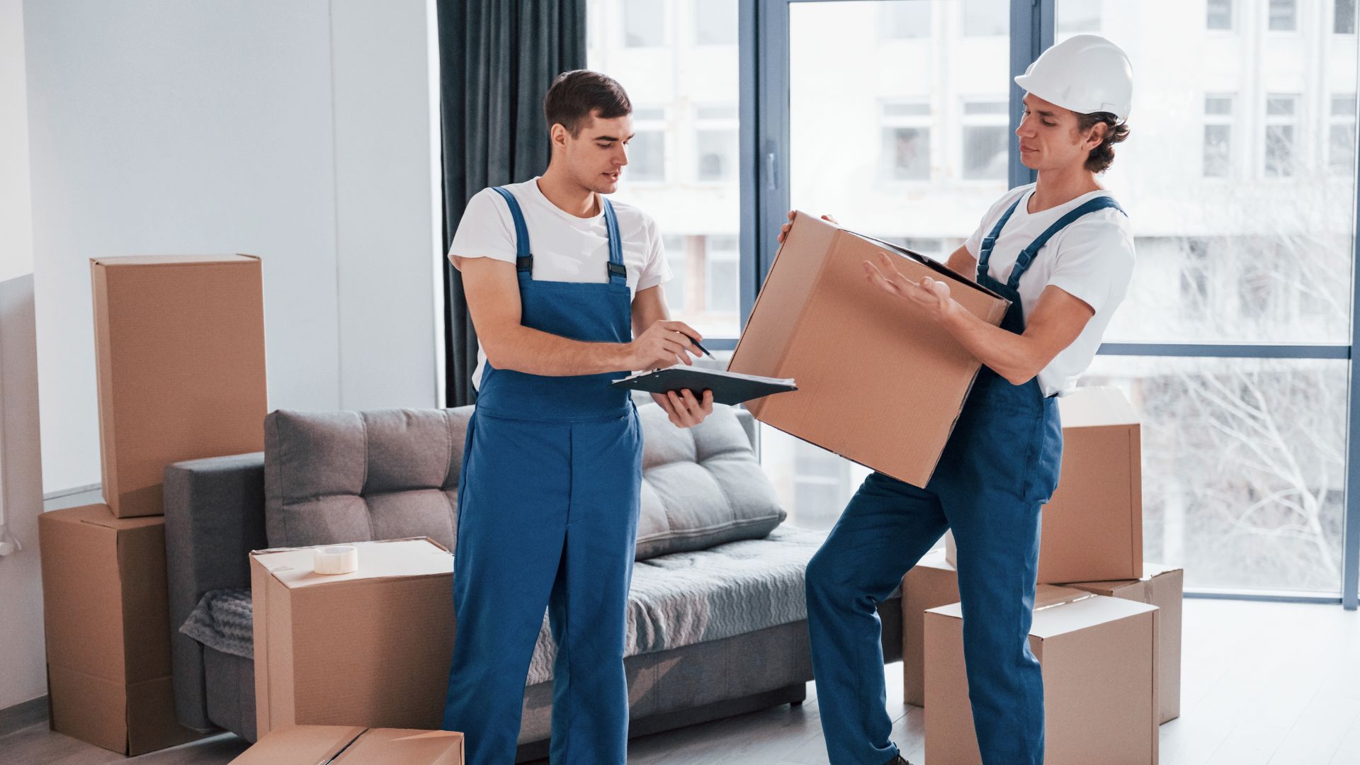 What Your Landlord Forgot to Tell You About Moving Out : Get Help from Movers in Newark NJ